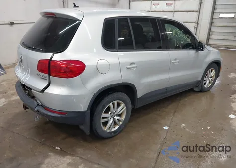 2013 Volkswagen Tiguan S z USA, uszkodzony, nr VIN WVGBV7AXXDW537813